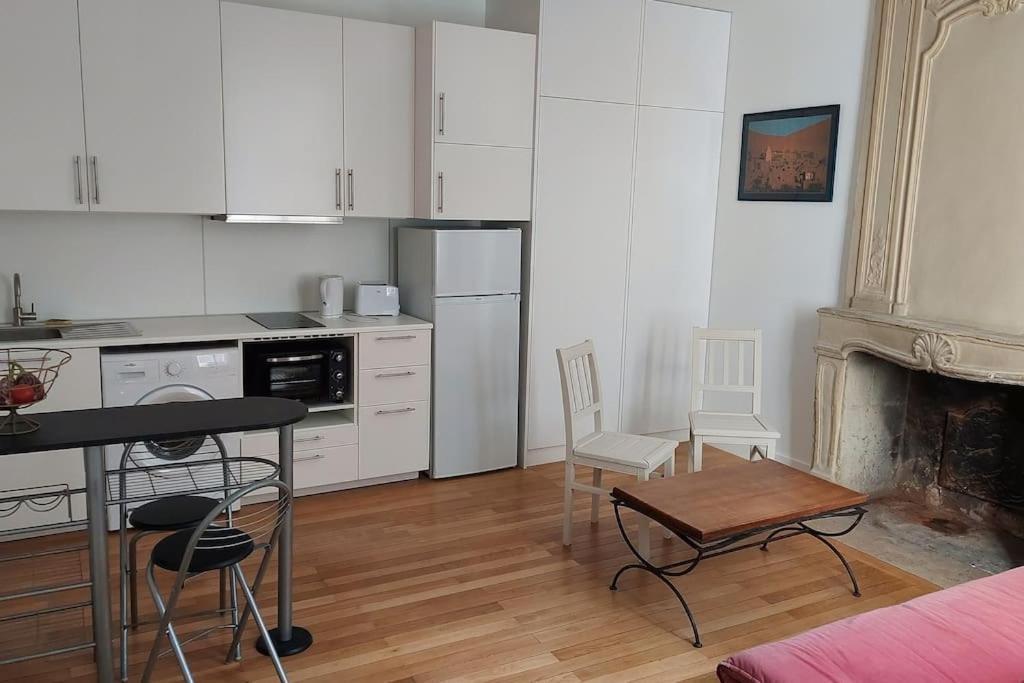 Appartement 2 Pieces Proche Cathedrale Nantes Bagian luar foto